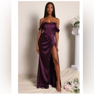 NWT Size Small Purple Off the Shoulder Maxi Dress